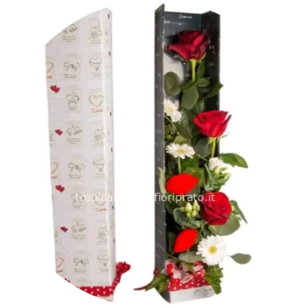 Rose rosse con scatola elegante